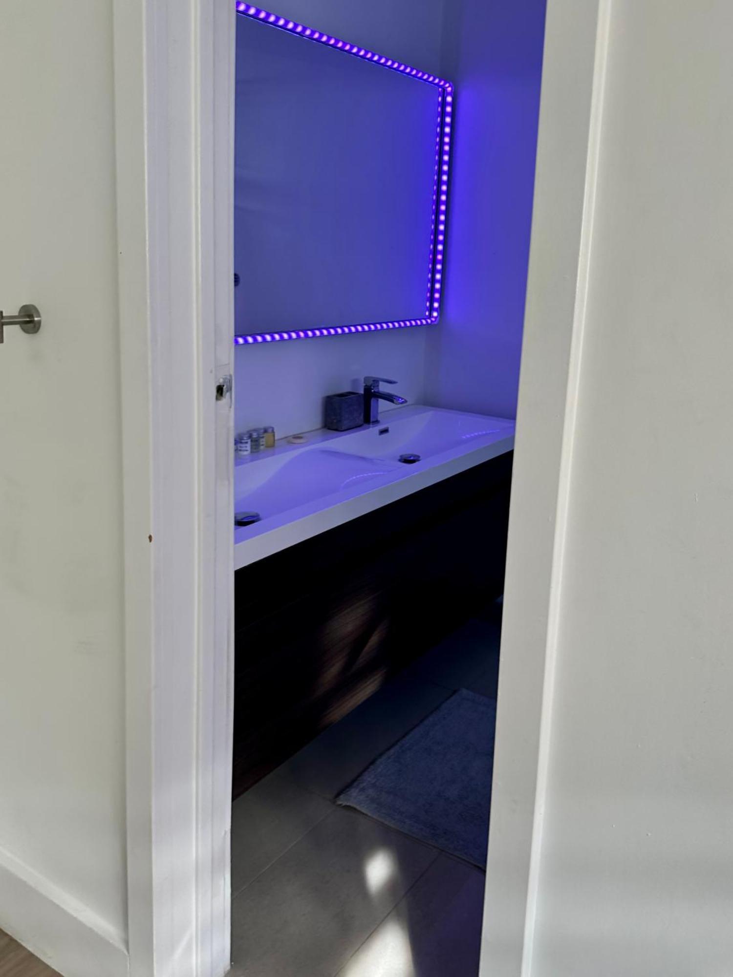 Hemingway By Luca - Free Parking Apartment ลอสแอนเจลิส ภายนอก รูปภาพ